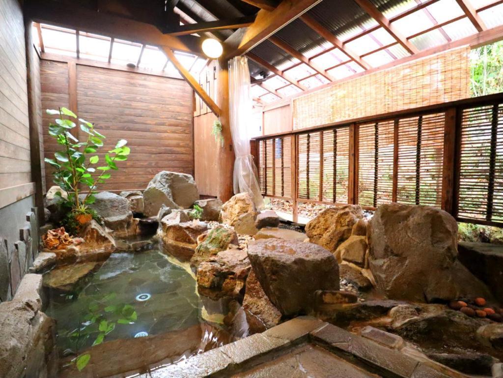 Ban-Ya Hot Spring Inn Yufu Eksteriør billede
