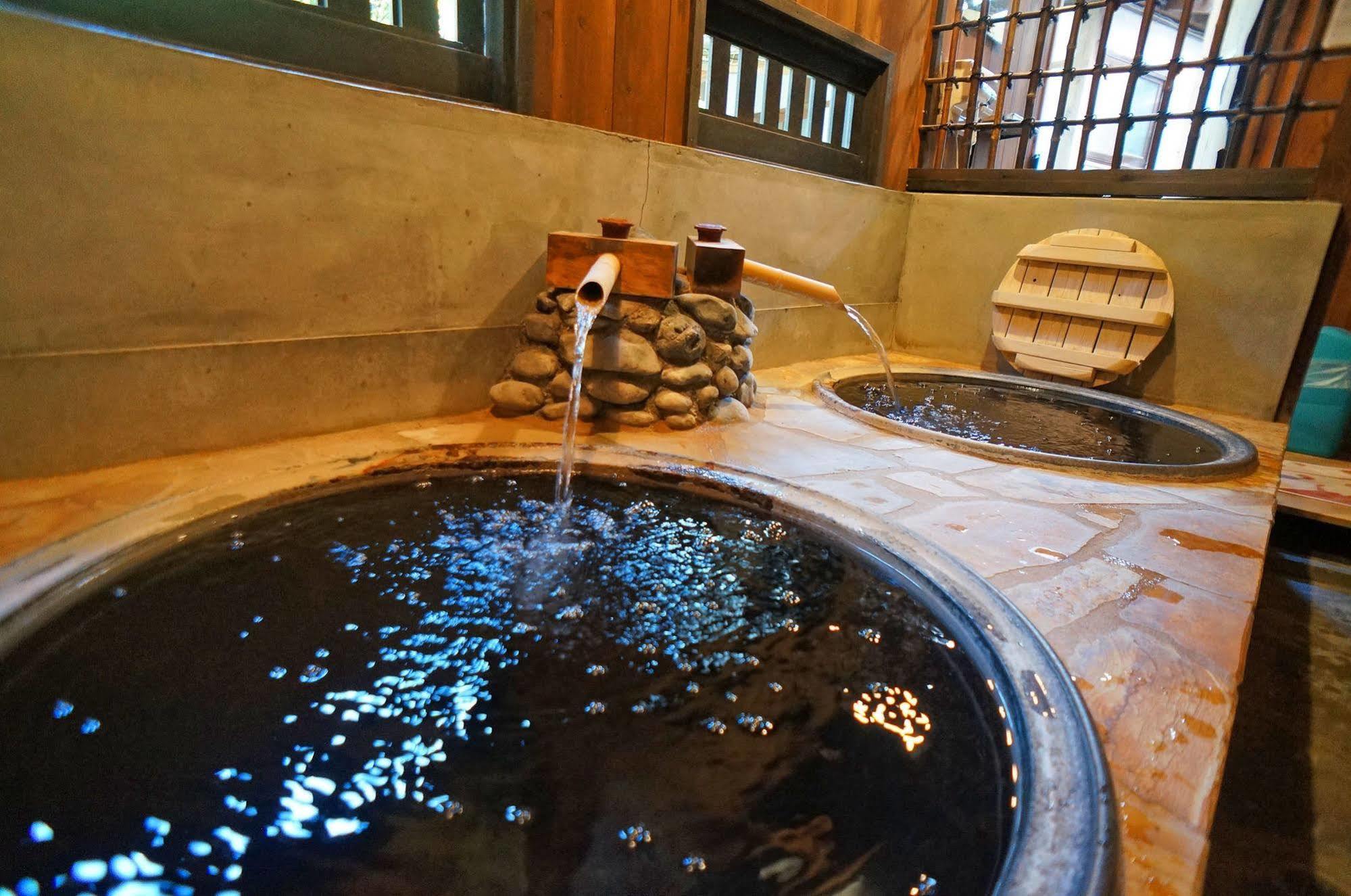Ban-Ya Hot Spring Inn Yufu Eksteriør billede